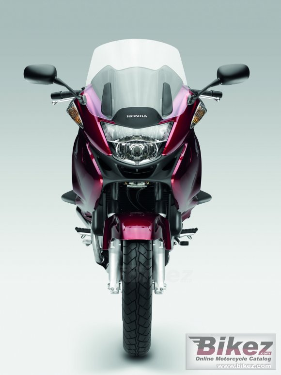 2011 Honda NT700V photo